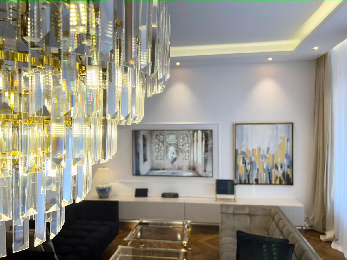 Luxury Apartments Mondrian Market Square III ワルシャワ エクステリア 写真