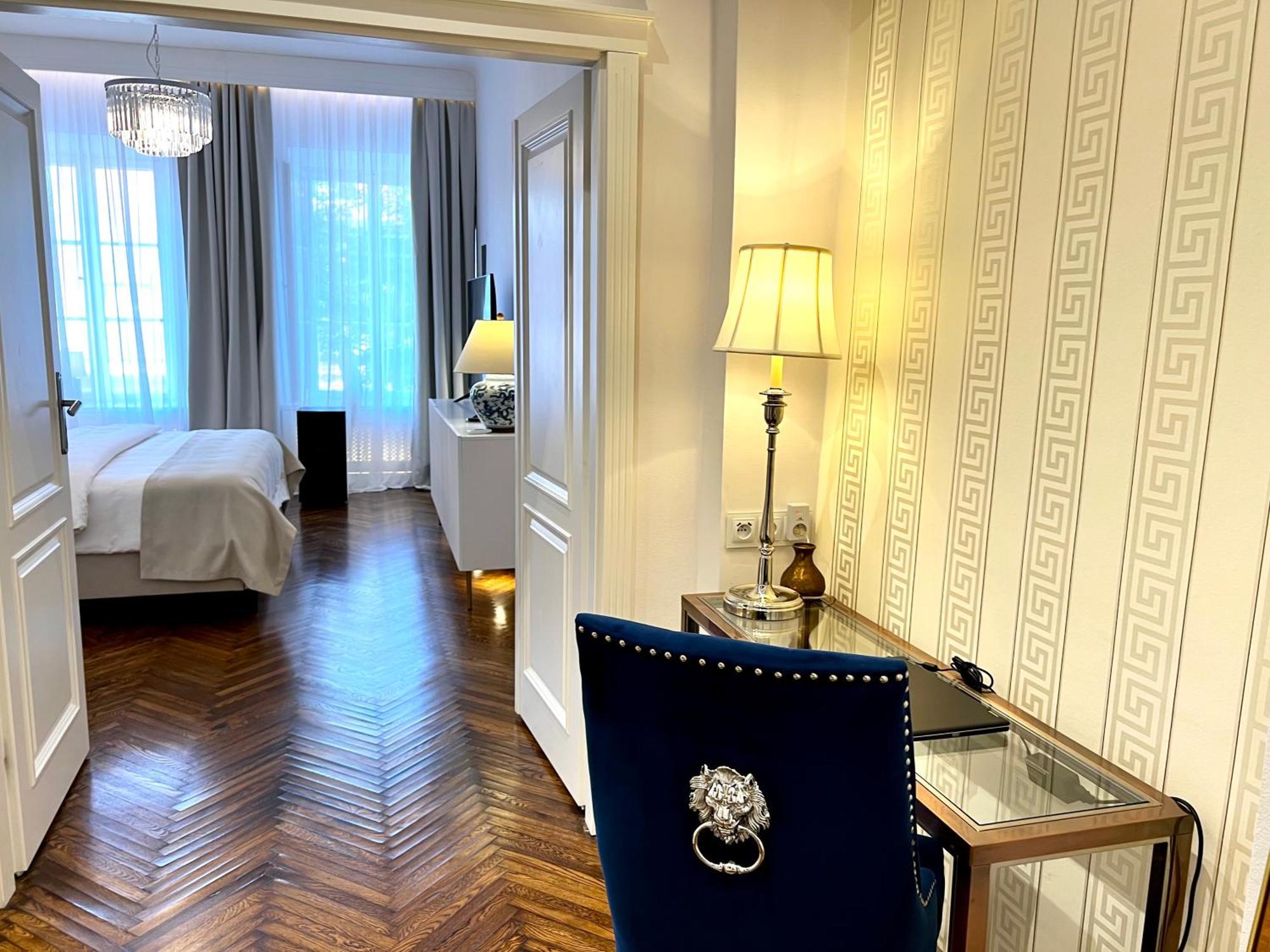 Luxury Apartments Mondrian Market Square III ワルシャワ 部屋 写真