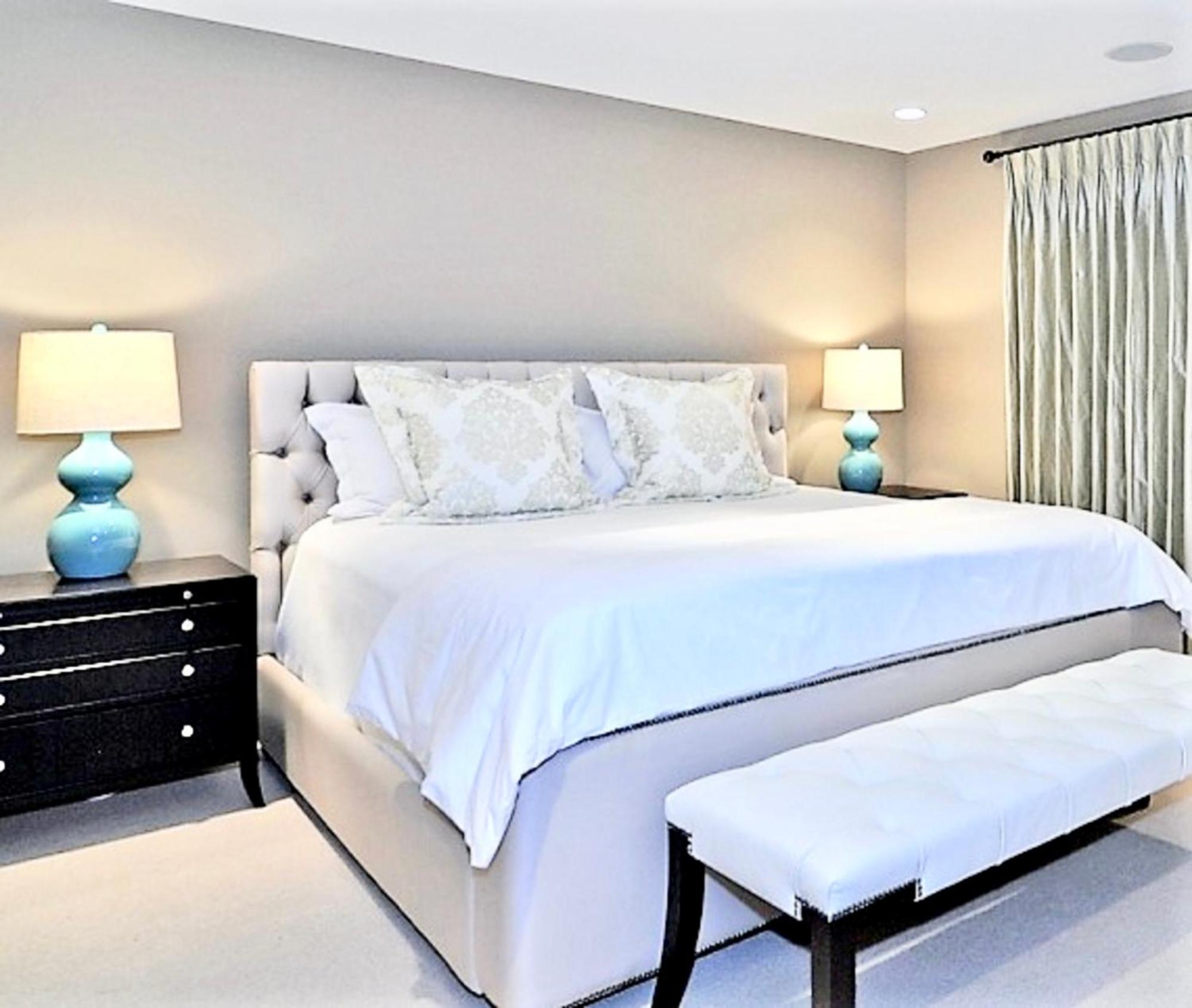 Luxury Apartments Mondrian Market Square III ワルシャワ 部屋 写真