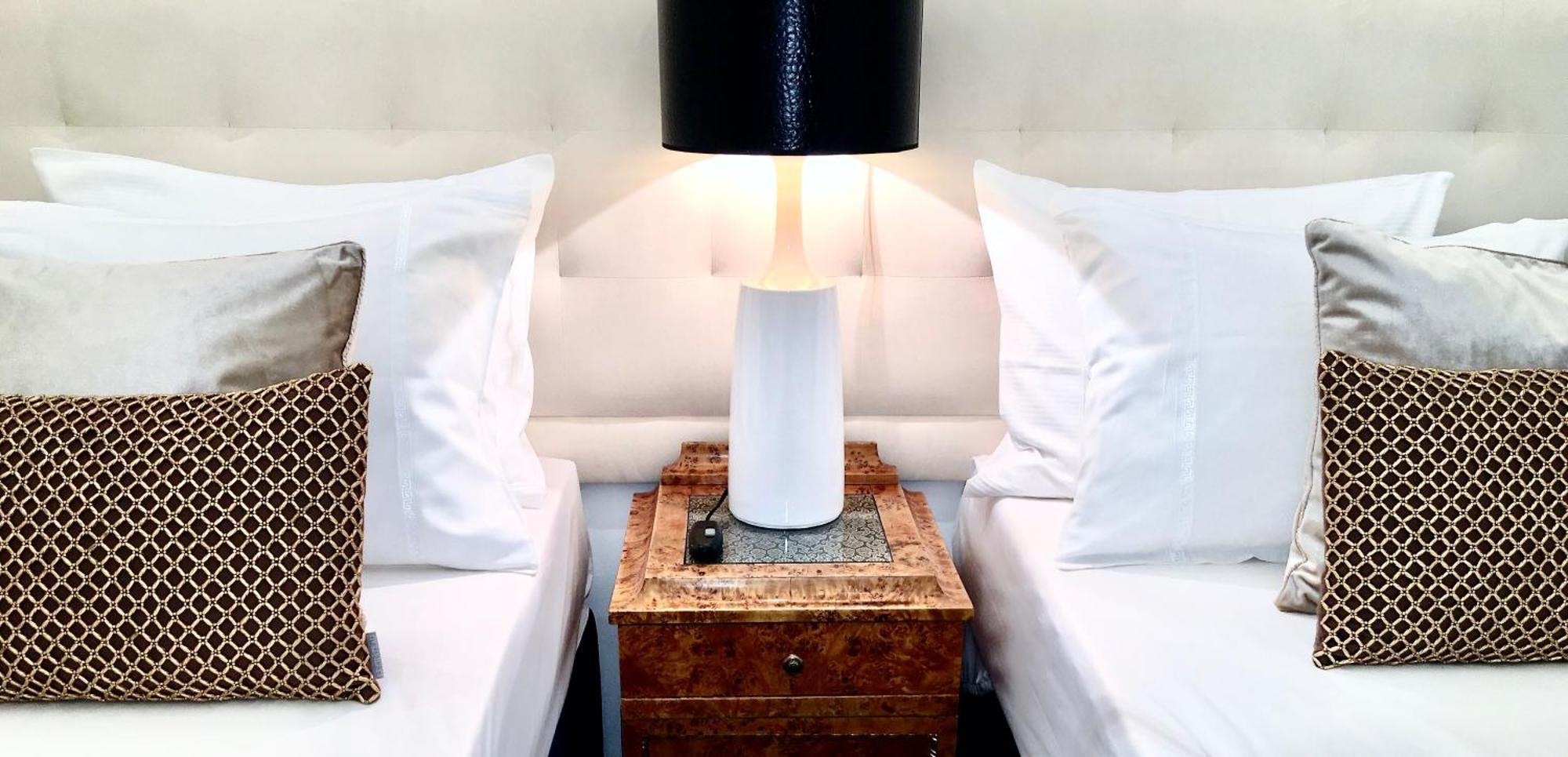 Luxury Apartments Mondrian Market Square III ワルシャワ 部屋 写真