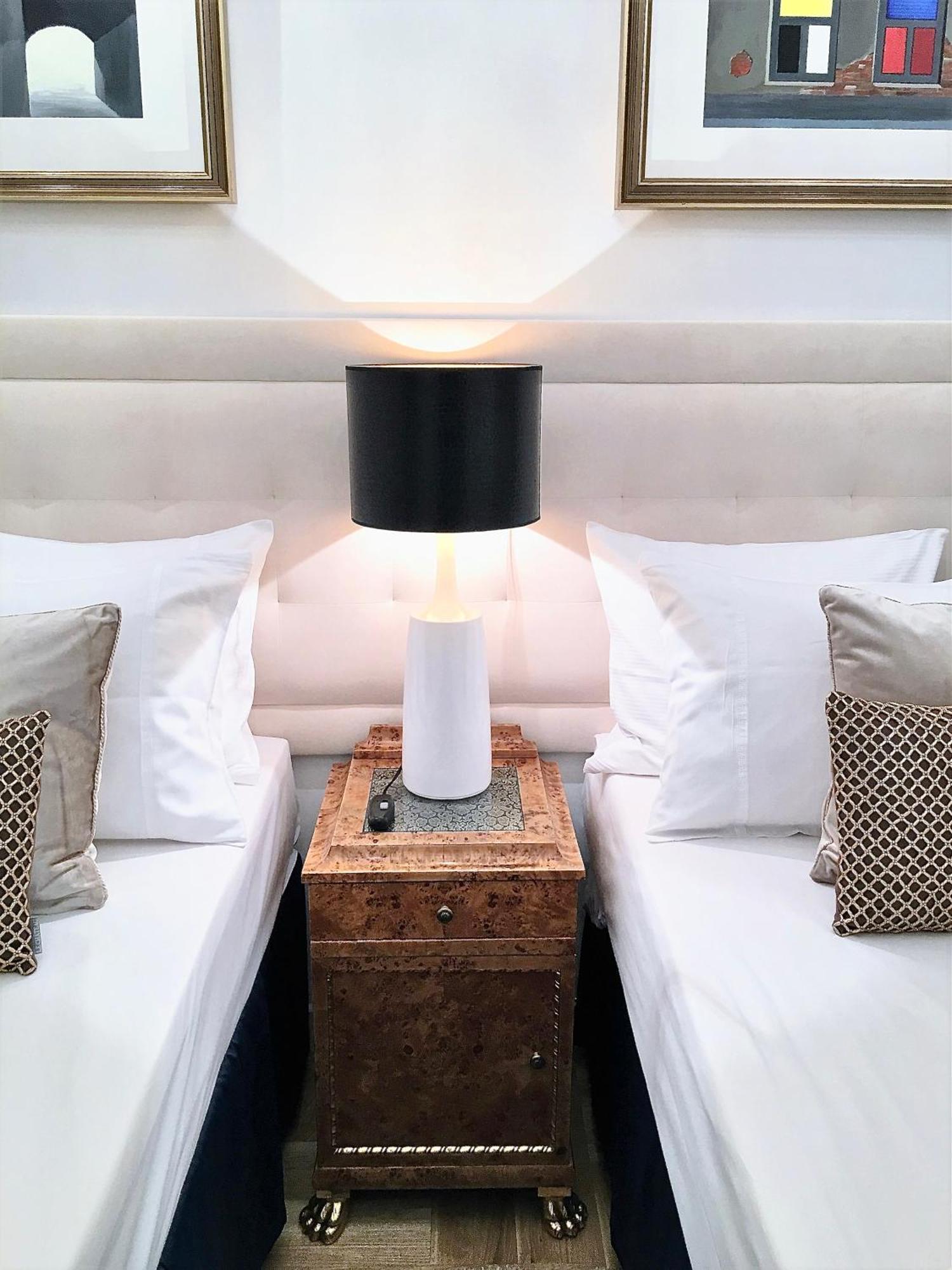 Luxury Apartments Mondrian Market Square III ワルシャワ 部屋 写真