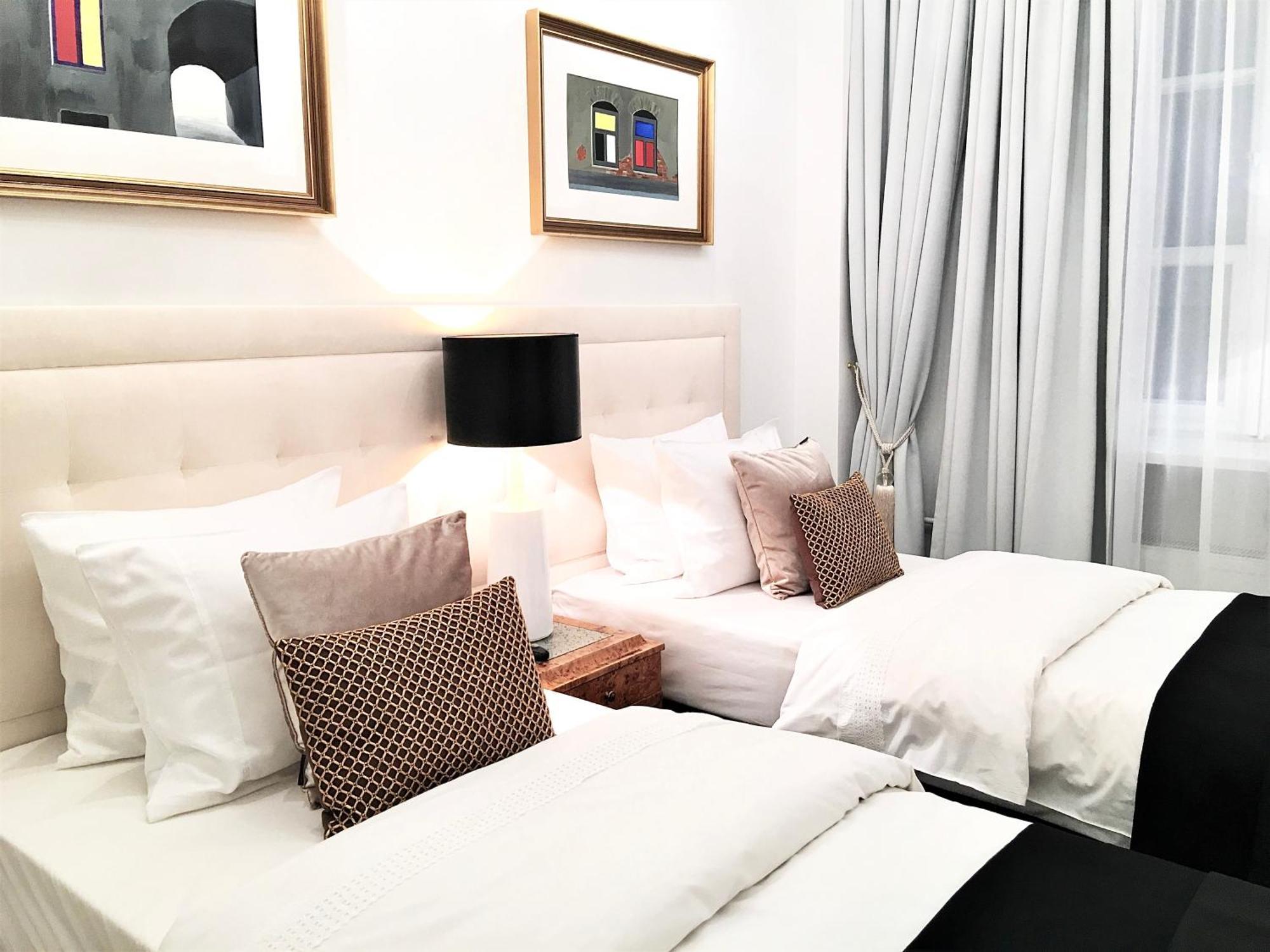 Luxury Apartments Mondrian Market Square III ワルシャワ 部屋 写真