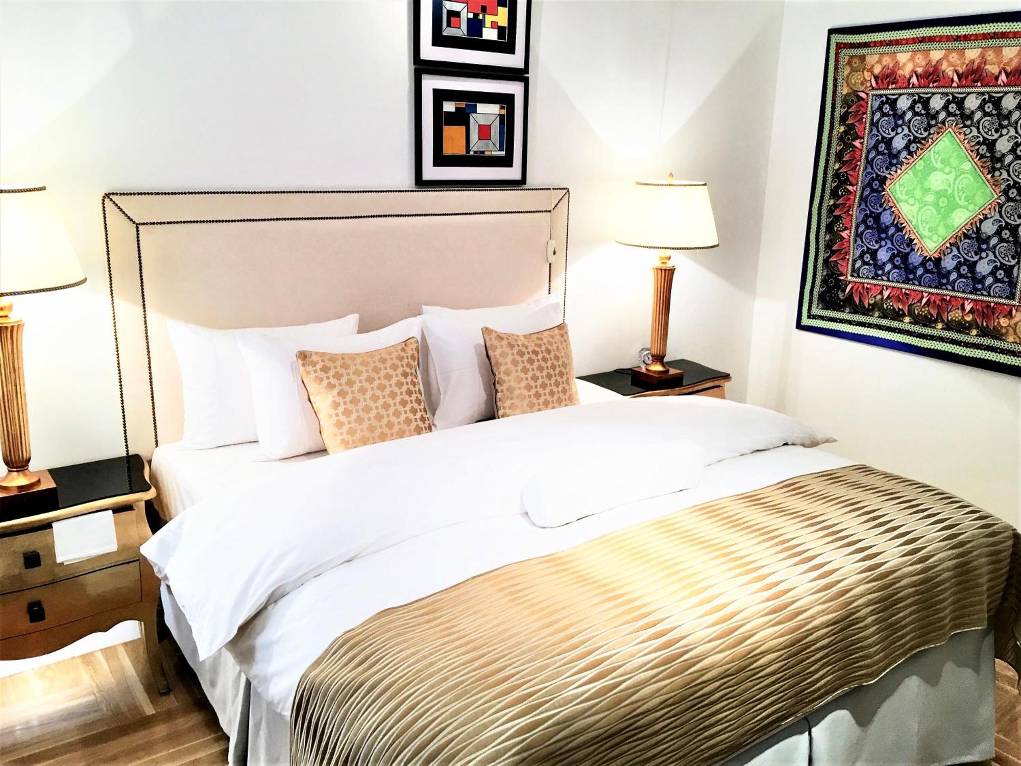 Luxury Apartments Mondrian Market Square III ワルシャワ 部屋 写真